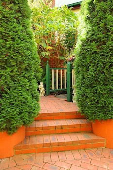 Mary Card's Coach House - Queensland Tourism 2