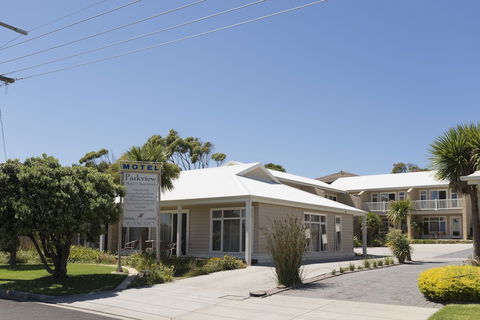 Port Campbell Parkview Motel & Apartments - QLD Tourism 0