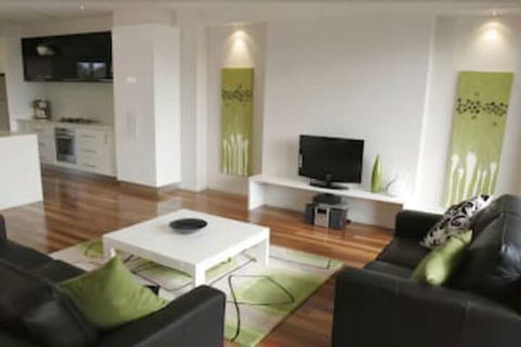 104 On Merri Apartments - QLD Tourism 4