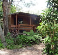 Samurai Beach Bungalows Port Stephens YHA - Queensland Tourism