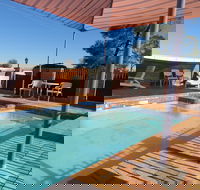 Bishop's Lodge Motor Inn - Queensland Tourism