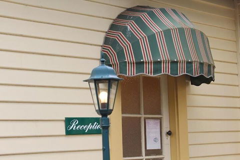 Ross B&B Accommodation - QLD Tourism 3