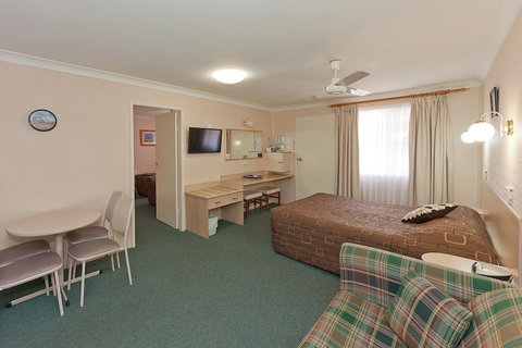 Abraham Lincoln Motel - QLD Tourism 1