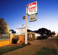 Golden Chain Aalana Motor Inn - QLD Tourism