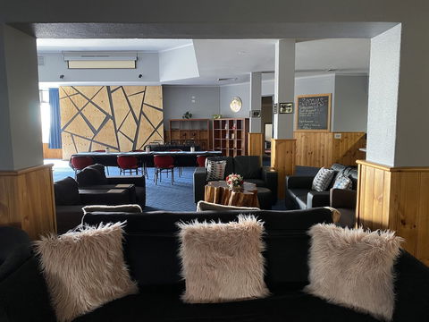 The Menai Hotel Motel - Queensland Tourism 2