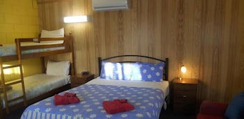 Summer's Rest Units - Queensland Tourism 2