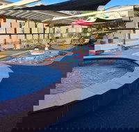 Elm Court Motel - QLD Tourism