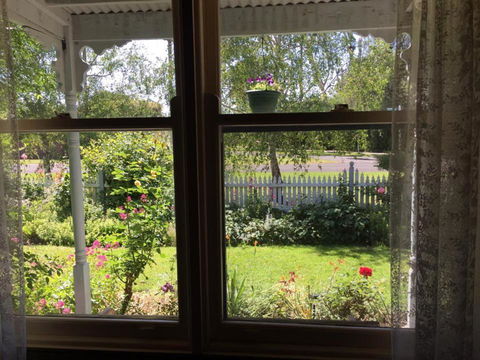 Birch House Koroit - QLD Tourism 5