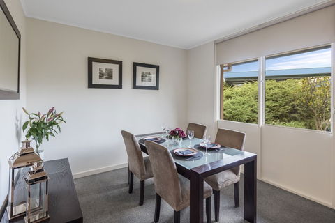 Dorset Gardens Hotel - Queensland Tourism 3
