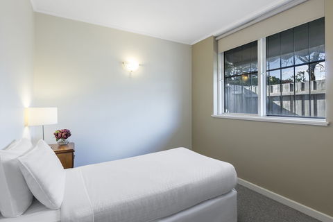 Dorset Gardens Hotel - Queensland Tourism 1