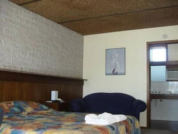 Darlot Motor Inn - QLD Tourism 6