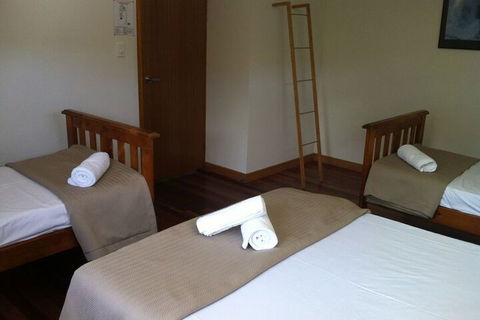Fraser Island Retreat - Queensland Tourism 6