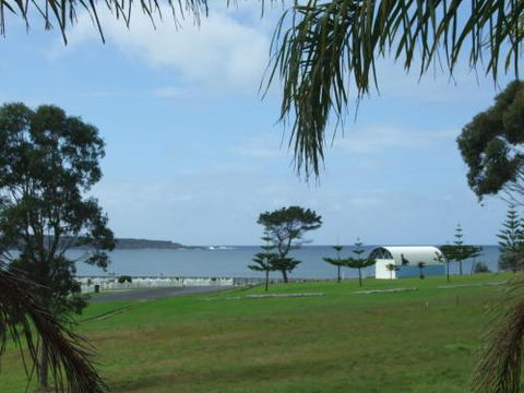 Blue Waters Four - Queensland Tourism 4