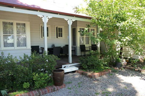 Norwood Mountain Lodge - QLD Tourism 5