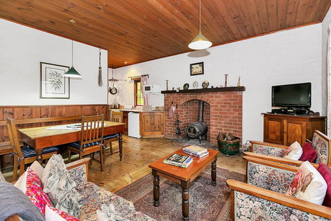 Blackwood Park Cottages - Queensland Tourism 3