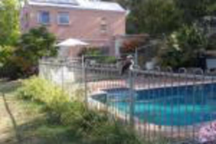 Scoresby VIC Queensland Tourism