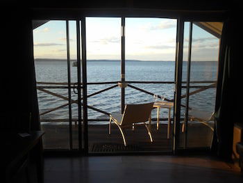 Two Shores Holiday Village - QLD Tourism 5