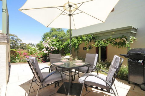 Daisy Cottage - QLD Tourism 3