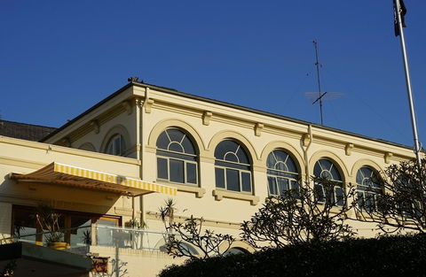 The Clovelly Hotel - QLD Tourism 1