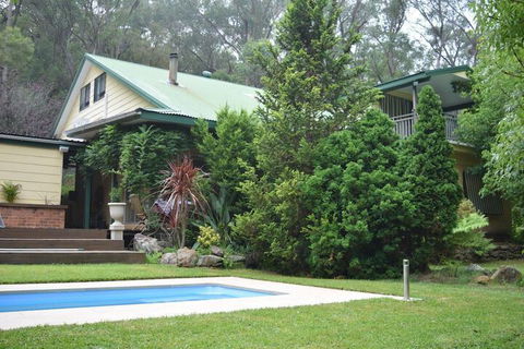 Dingley Dell - Queensland Tourism 2