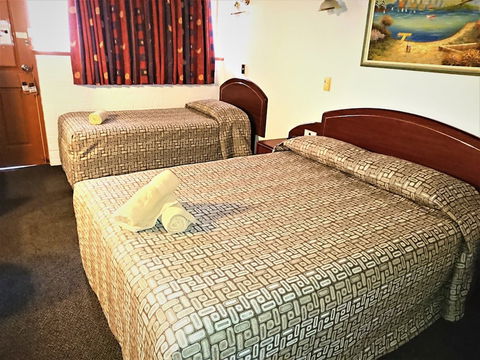 New Olympic Motel - QLD Tourism 4