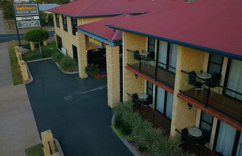 Kobbers Motor Inn - Queensland Tourism 3