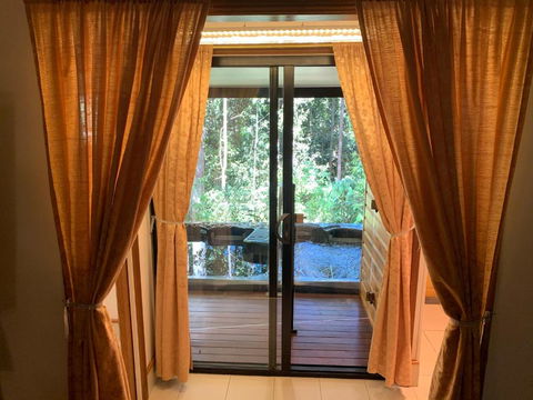 Figtree Getaway - Queensland Tourism 1