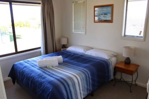 Narooma Palms Holiday Apartments - QLD Tourism 0