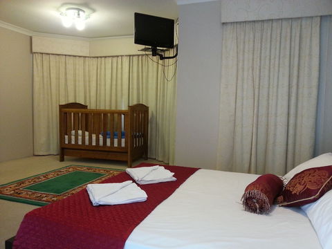 The Retreat - QLD Tourism 0