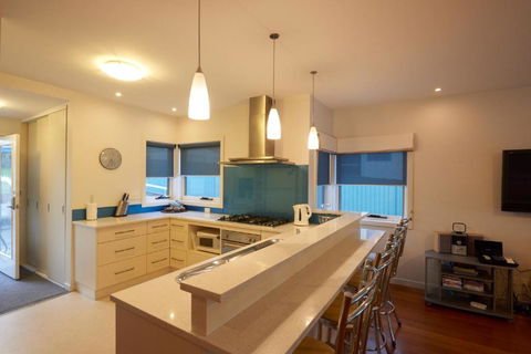 Bridport Holiday Rental - QLD Tourism 6