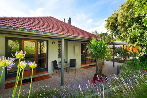 Arabella Heights - Queensland Tourism 0