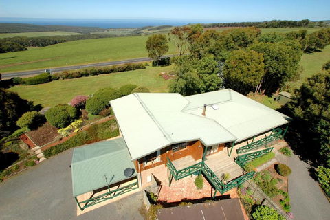 Johanna Green - QLD Tourism 2