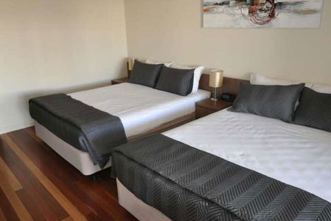 The Australian Hotel Motel Dalby - QLD Tourism 4