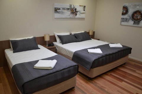 The Australian Hotel Motel Dalby - QLD Tourism 5
