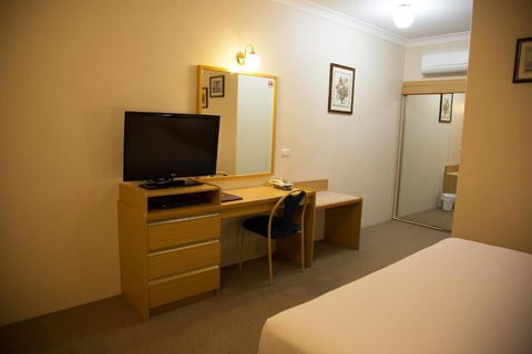 Oxley Motel - Queensland Tourism 3