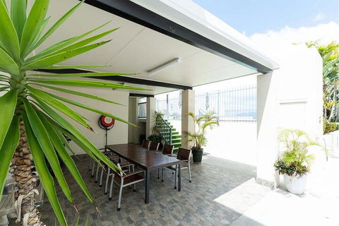 Cairns City Apartments - QLD Tourism 6