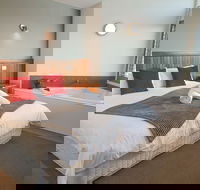 Tides Apartments - Queensland Tourism