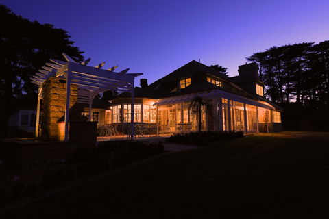 Parklands Country Gardens And Lodges - Queensland Tourism 1