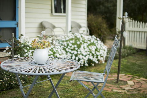 Freshwater Creek Cottages And Farm Stay - Queensland Tourism 5