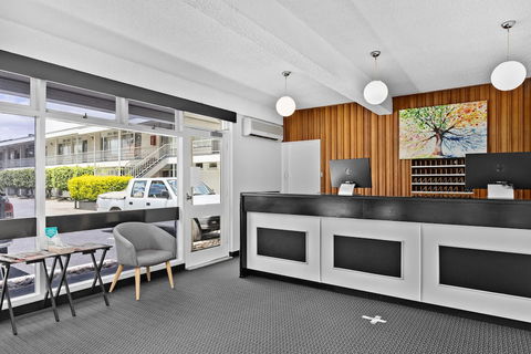 Park Motor Inn - Queensland Tourism 3