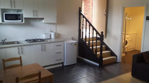 Westside Serviced Apartments - Queensland Tourism 4
