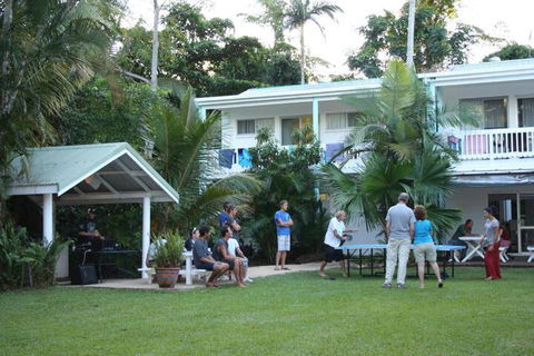 Absolute Backpackers Mission Beach - Queensland Tourism 3