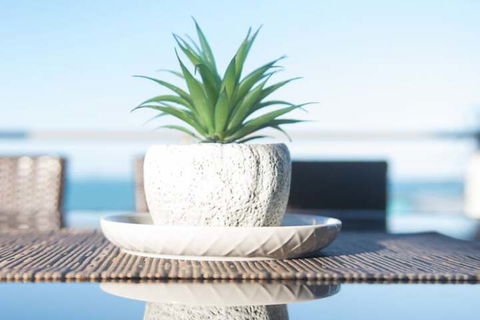 Hydeaway Bay Beach House - Queensland Tourism 3