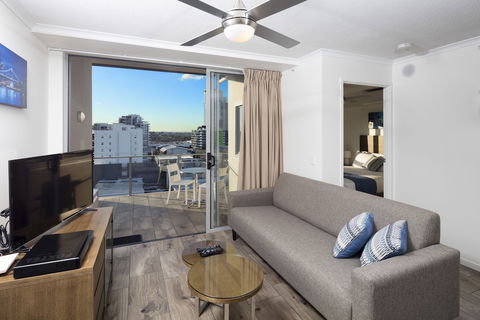 Direct Hotels - Pavilion And Governor On Brookes - Queensland Tourism 1