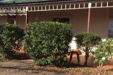 Catania Cottage & Farmhouse - Queensland Tourism 2