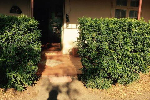 Catania Cottage & Farmhouse - Queensland Tourism 6