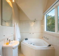 Jolee Accommodation - Queensland Tourism