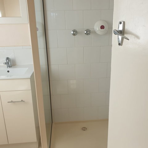 Bamboo Motor Inn - QLD Tourism 5