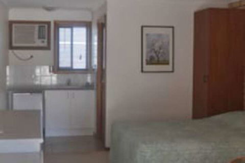 Keith Motor Inn - QLD Tourism 4