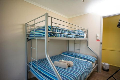 Airlie Beach YHA - Hostel - Queensland Tourism 3